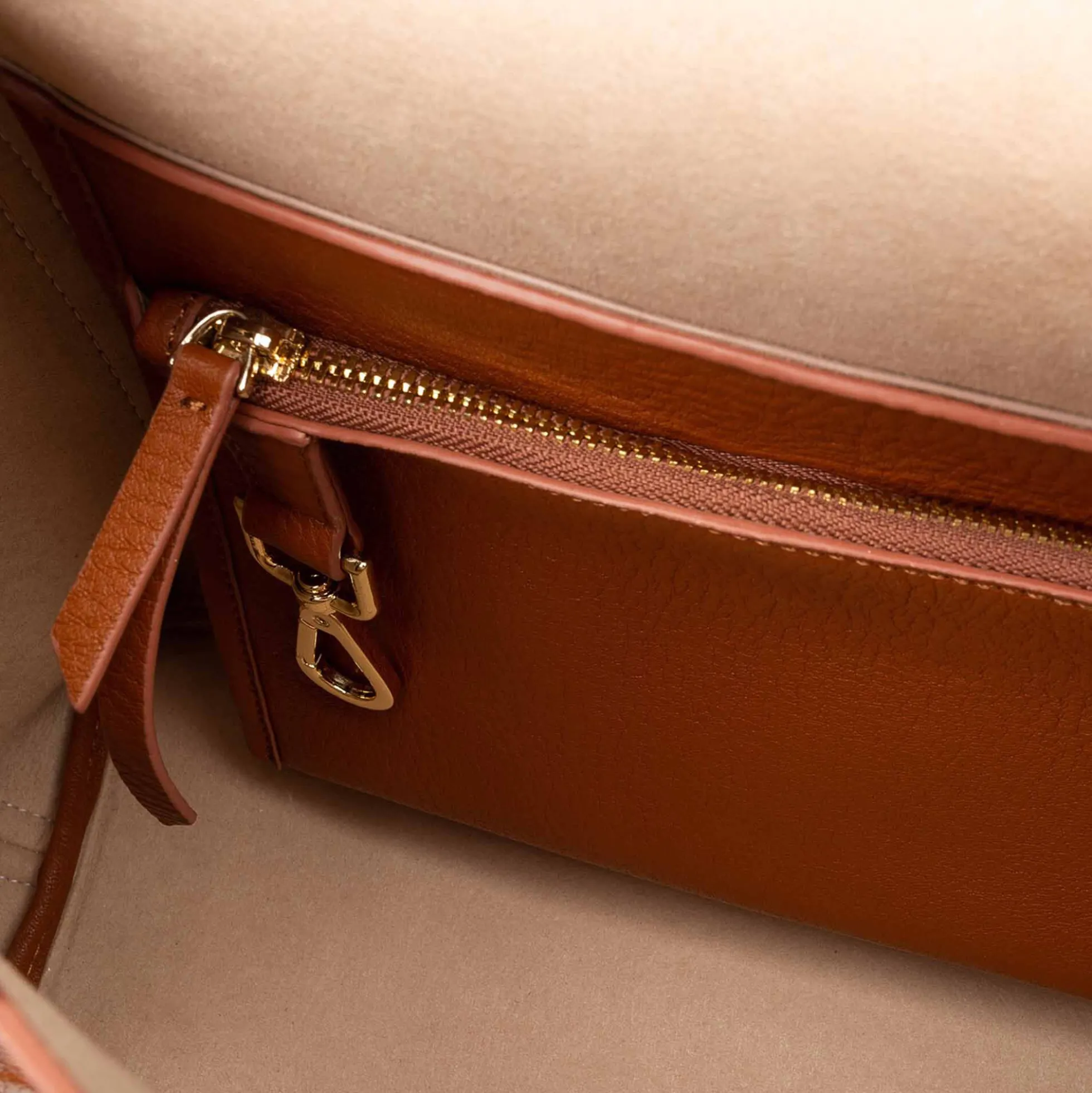 Alex Grande Shopper Bag, cognac