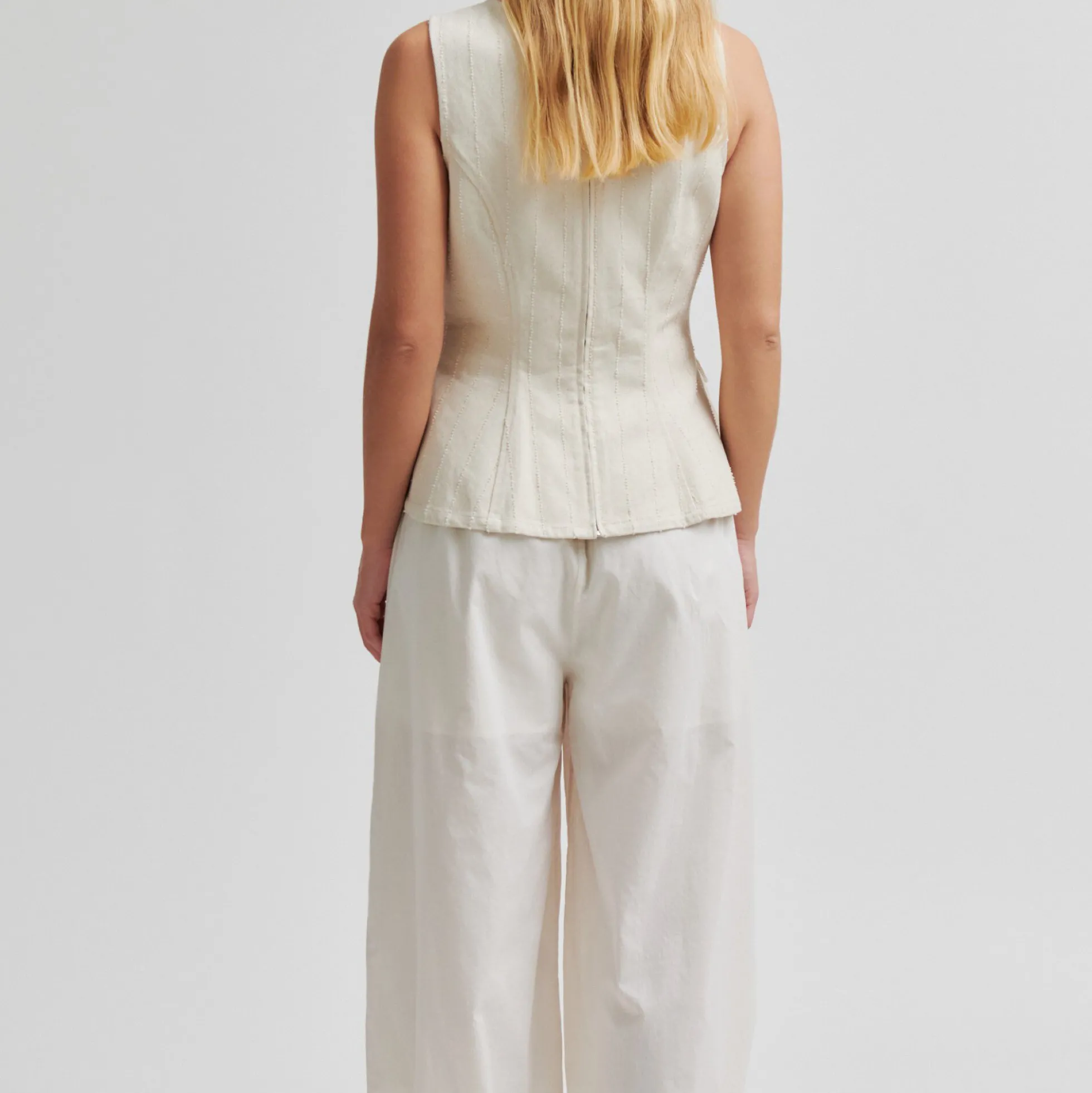 Avida Trousers, eggnog