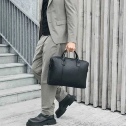 AxelMBG Laptop Bag, black