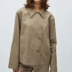 Bavina-M Outerwear, brindle sand
