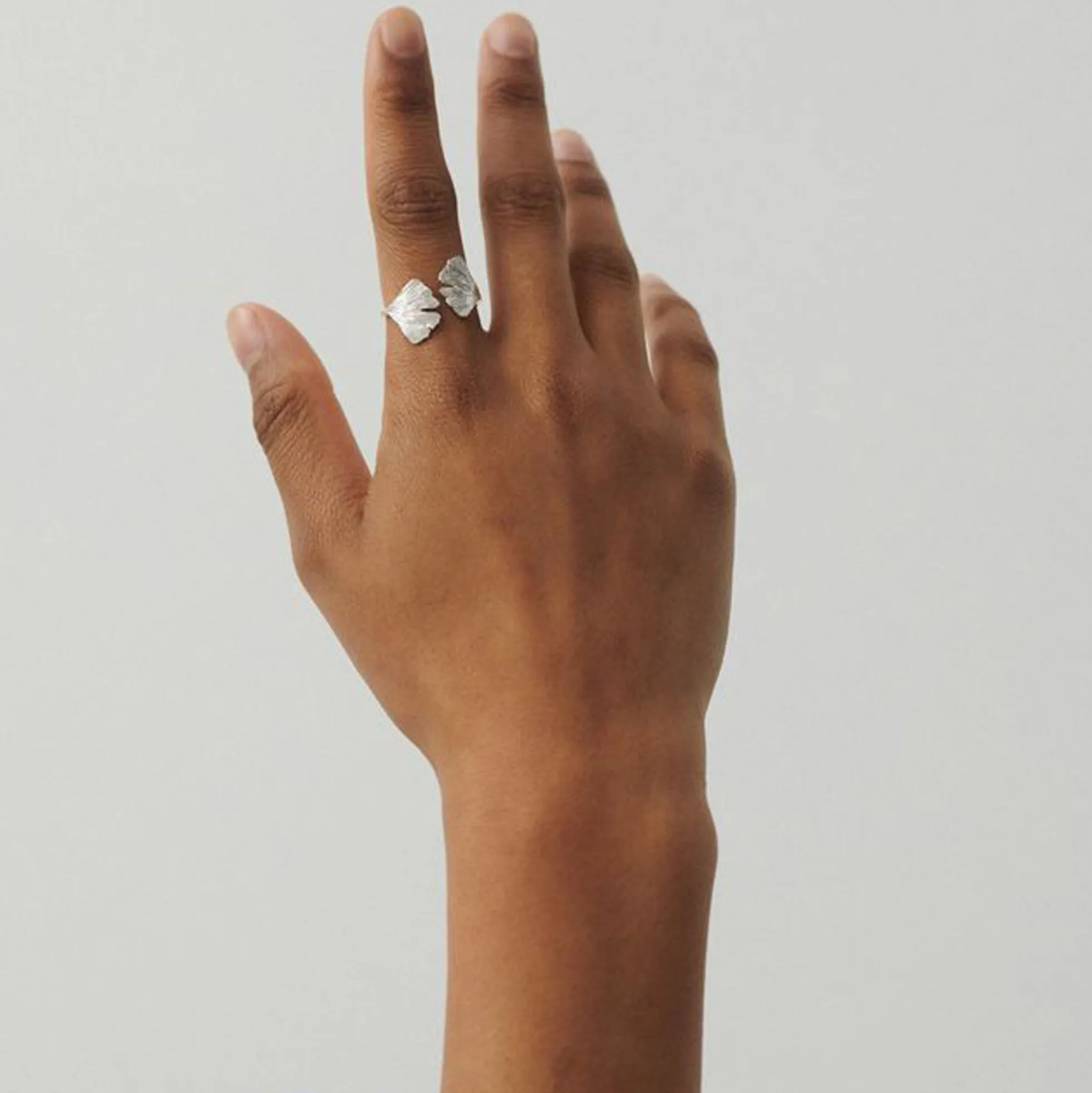 Biloba Ring