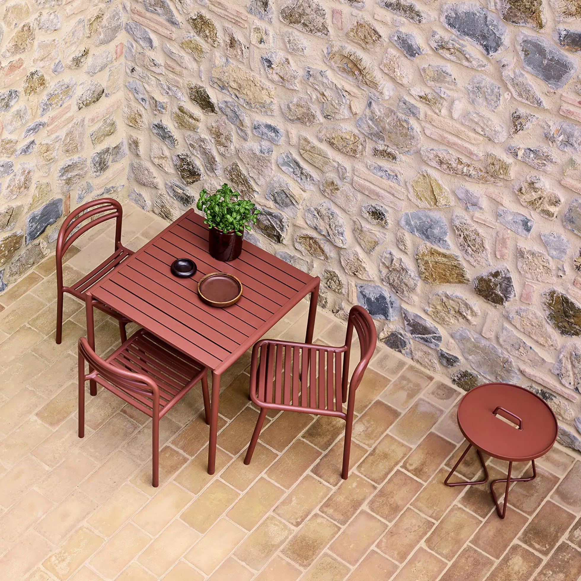 Bliss spisebord, desert red
