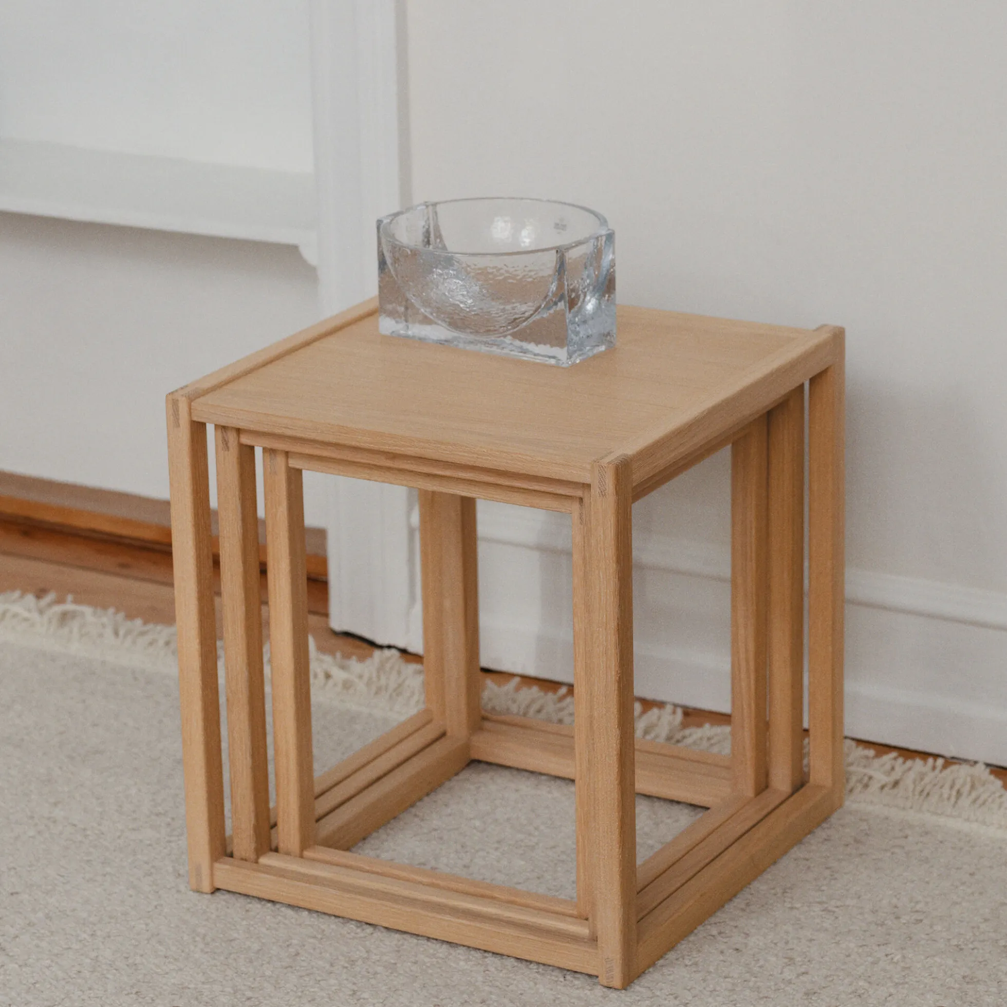 BM375 Nesting Tables, light oiled oak
