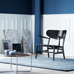 CH22 loungestol, sortlakeret eg/sort