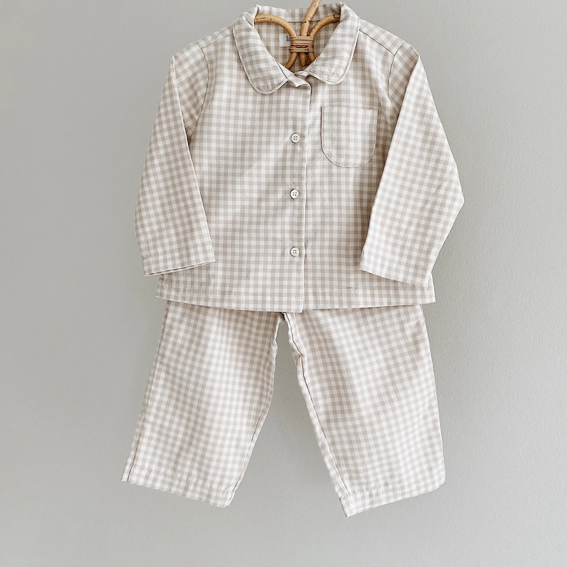 Classic Pyjamas, beige gingham
