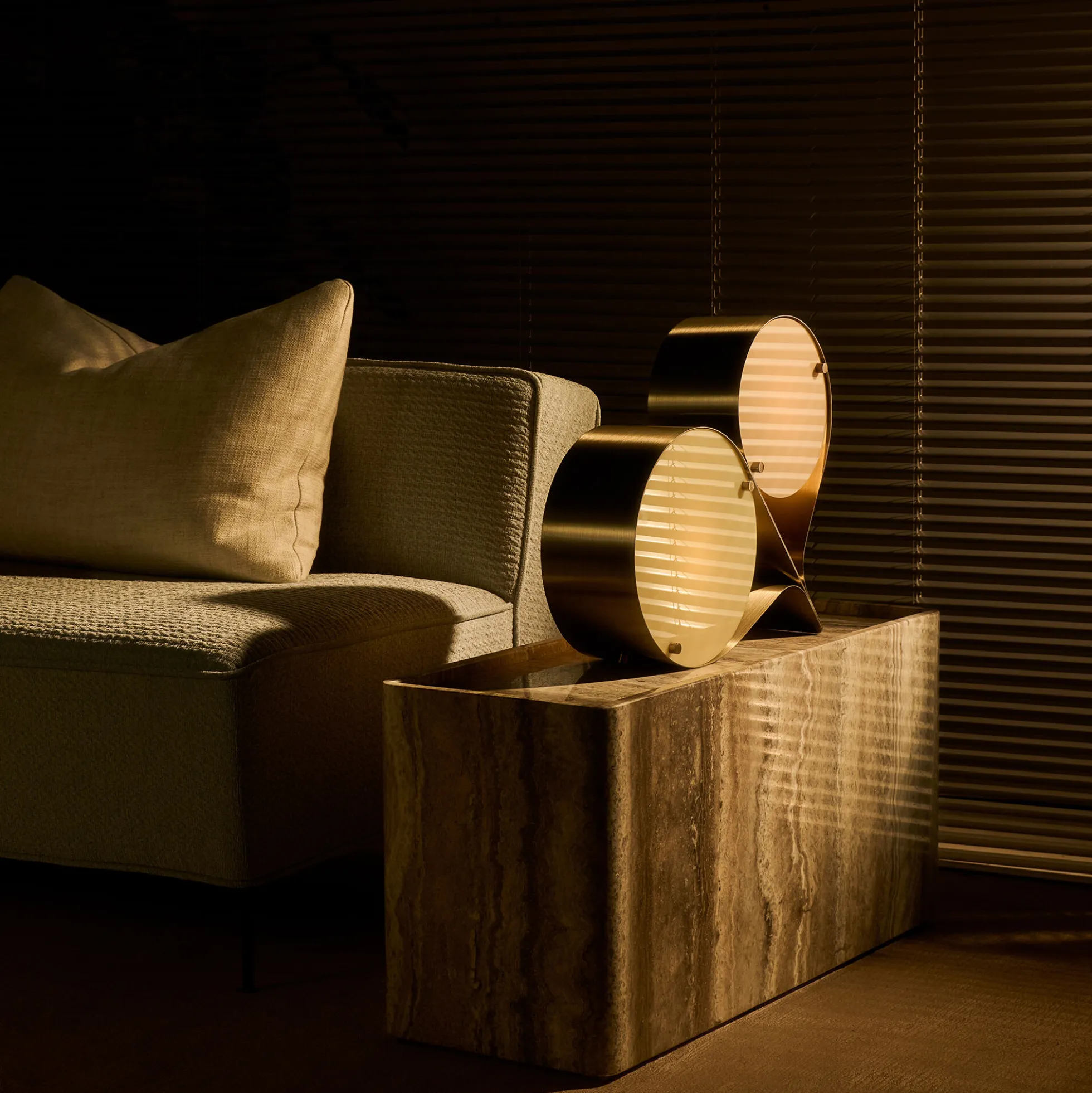 Coppia Table Lamp, ivory/blush
