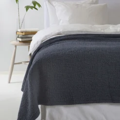 Dani sengetæppe, indigo