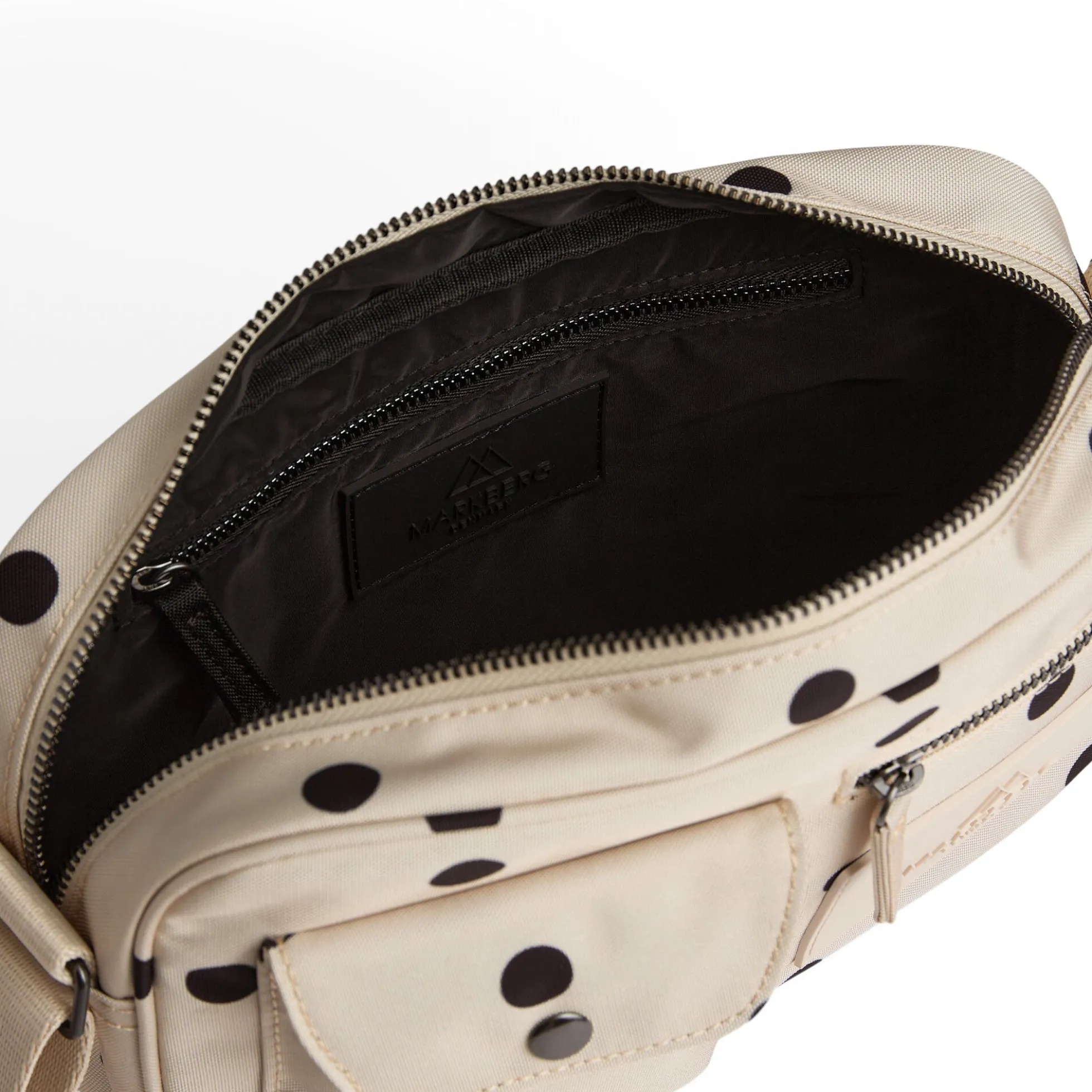 DarlaMBG Crossb. Monochrome, polka dot, creme