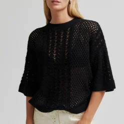 Deya Knit O-Neck, black