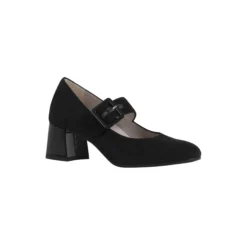 Elisa, black