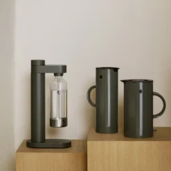 EM77 Elkedel 1,5 L, dark forest