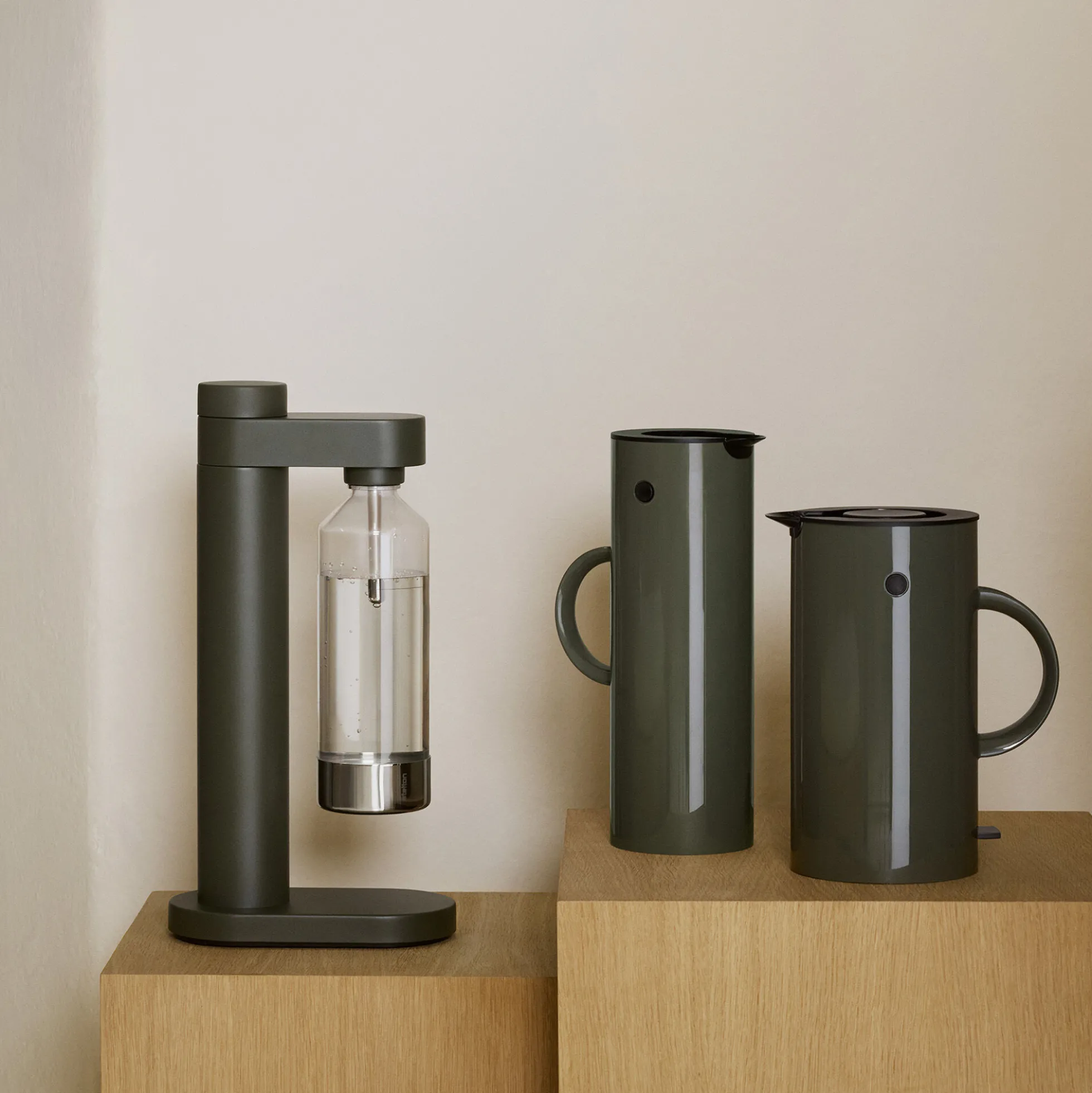 EM77 Elkedel 1,5 L, dark forest
