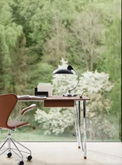 FH3605™ skrivebord med skuffe, walnut/chrome