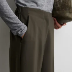 Fique Classic Trousers, black olive