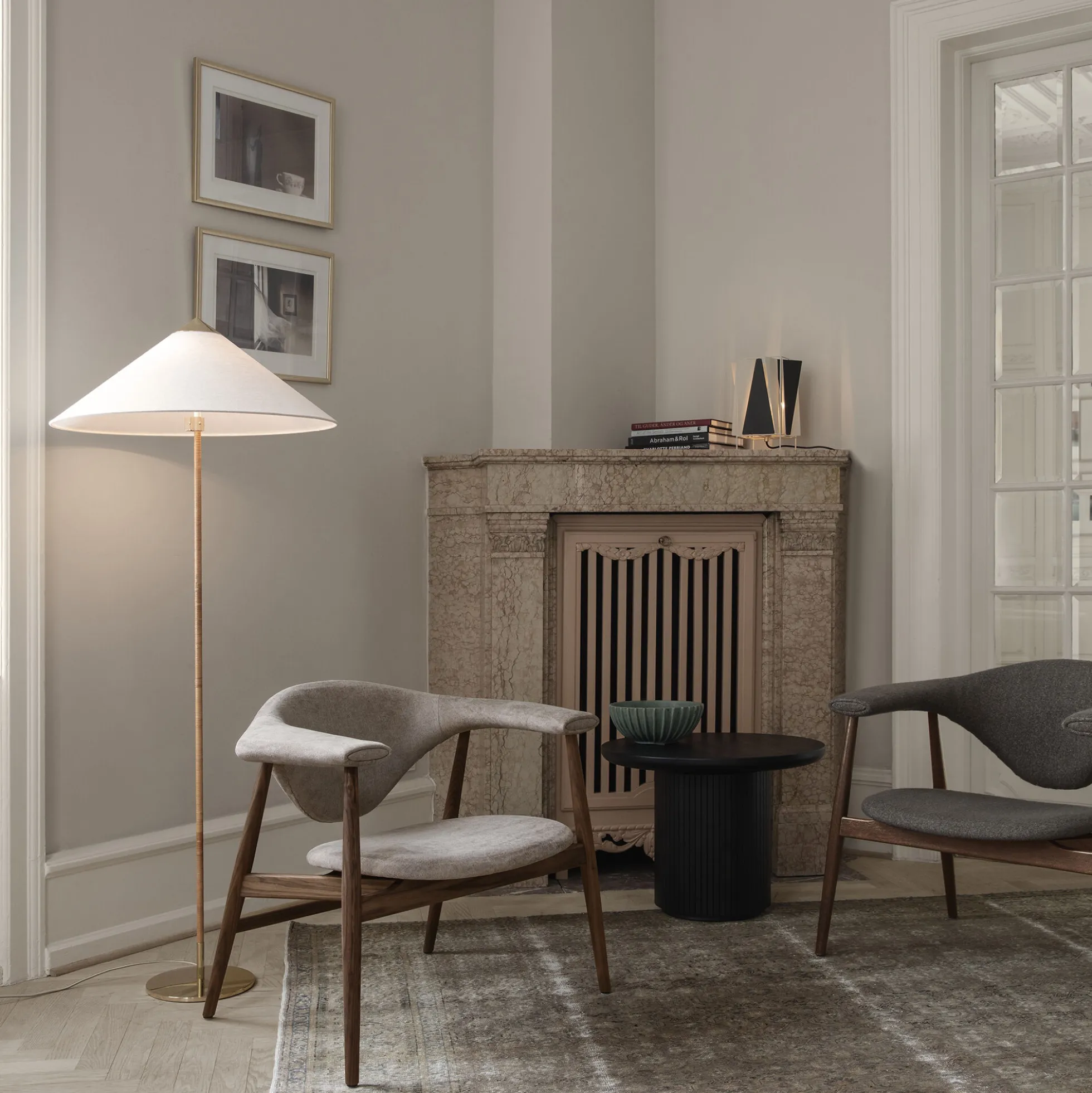 9602 Floor Lamp, canvas