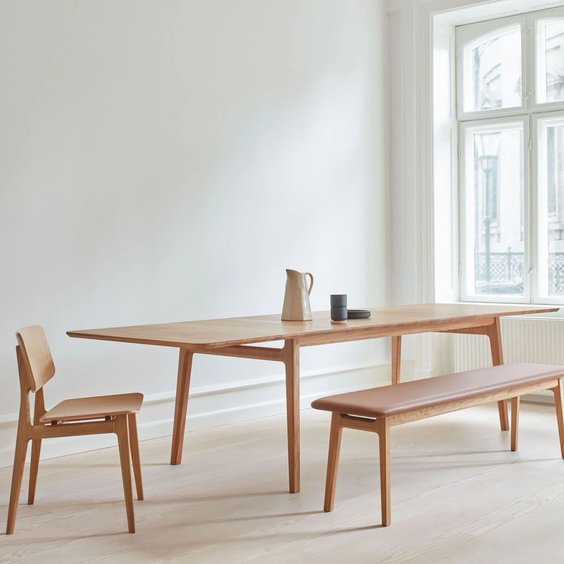 Freya spisebord, eg