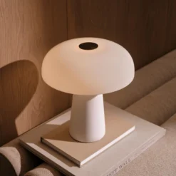 Glossy Mini Portable bordlampe, hvid