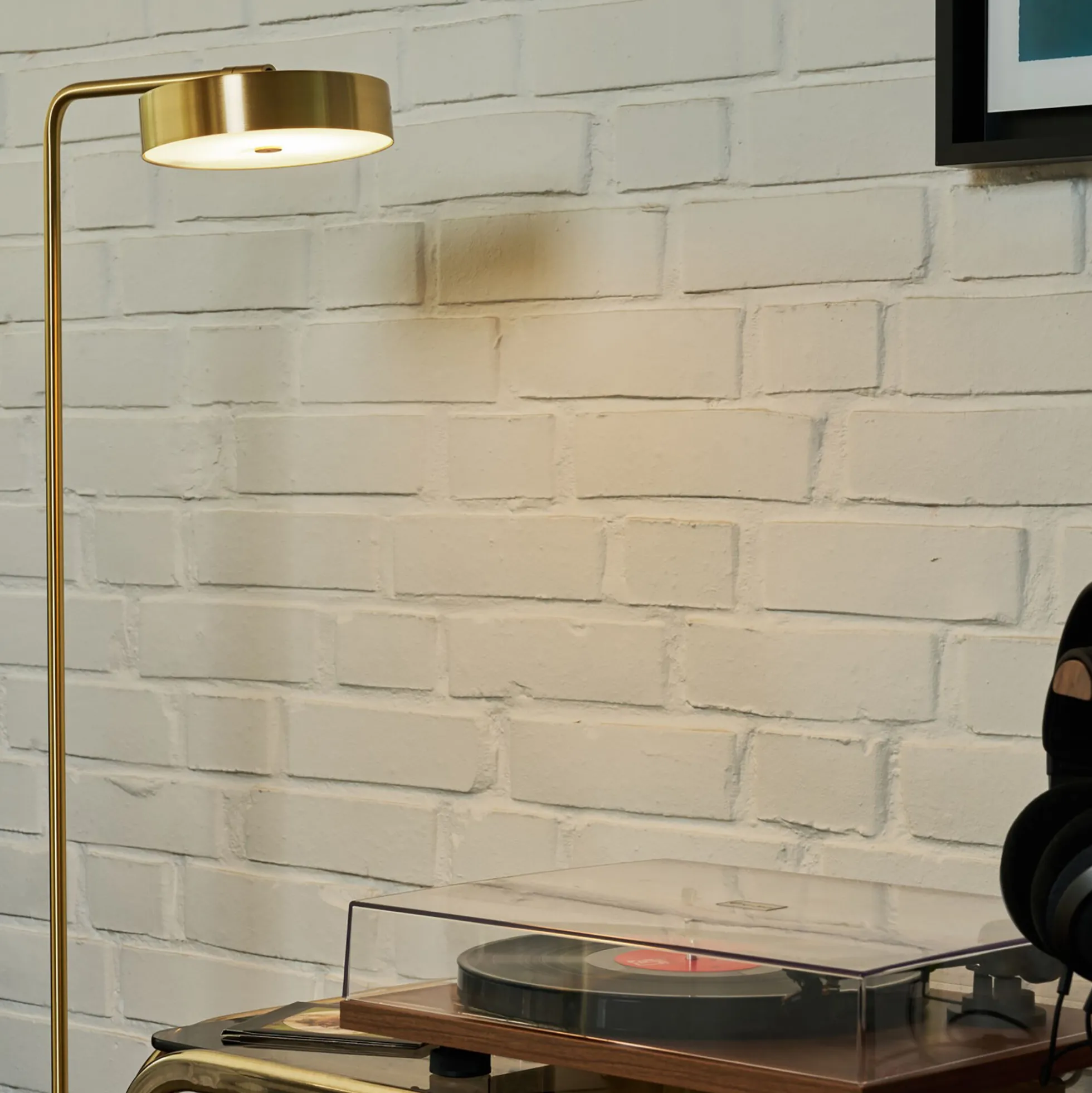 James Floor Lamp, brass