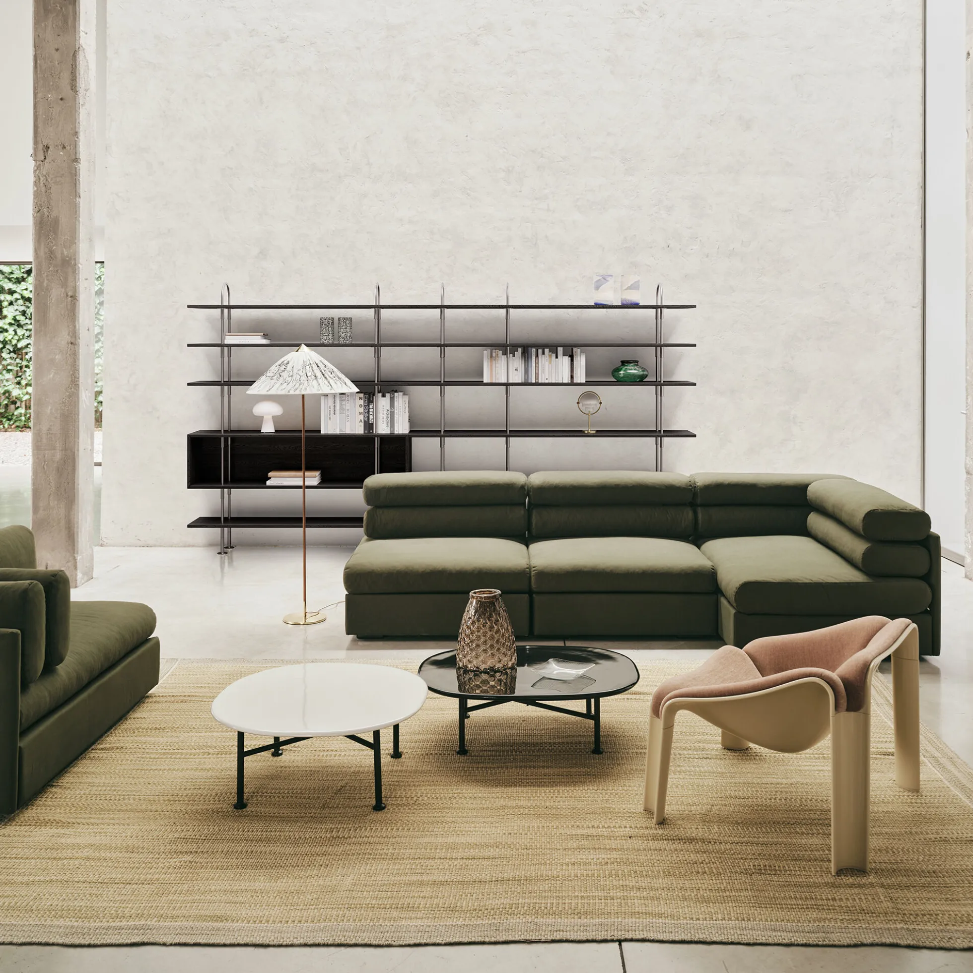 Keen Shelving, steel/smoked tempered glass