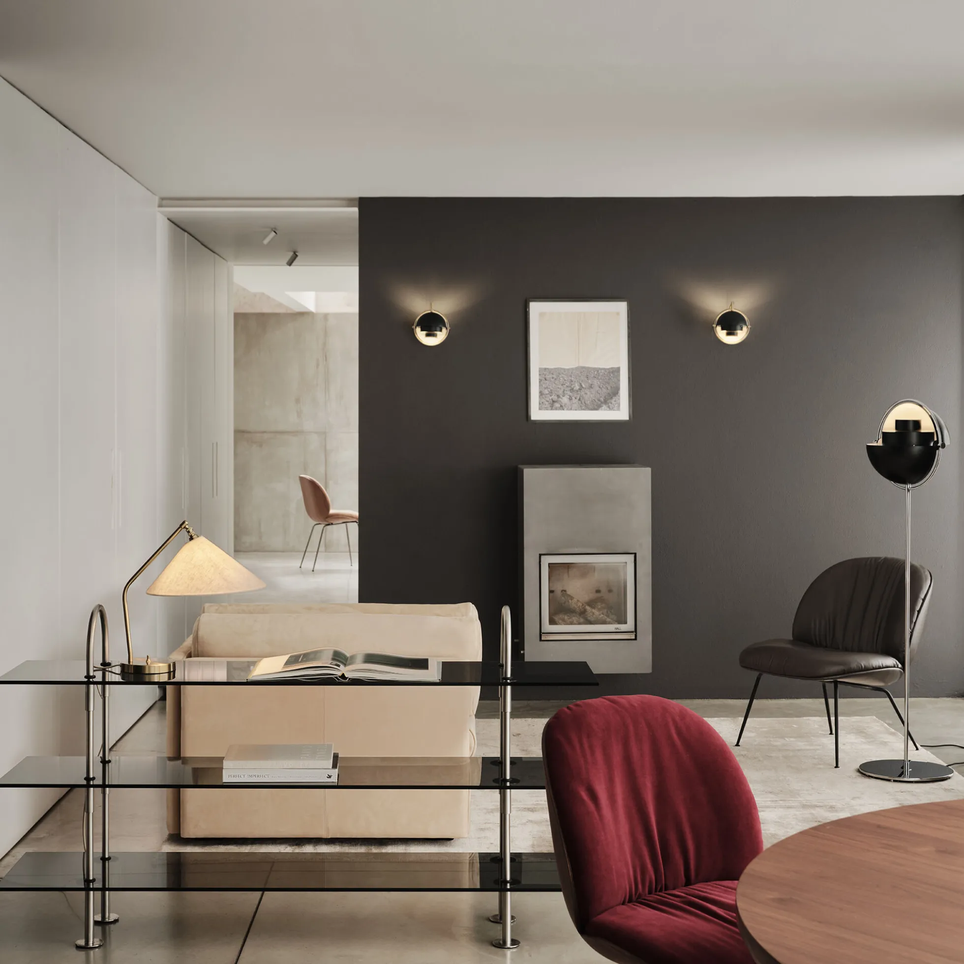 Keen Shelving, steel/smoked tempered glass