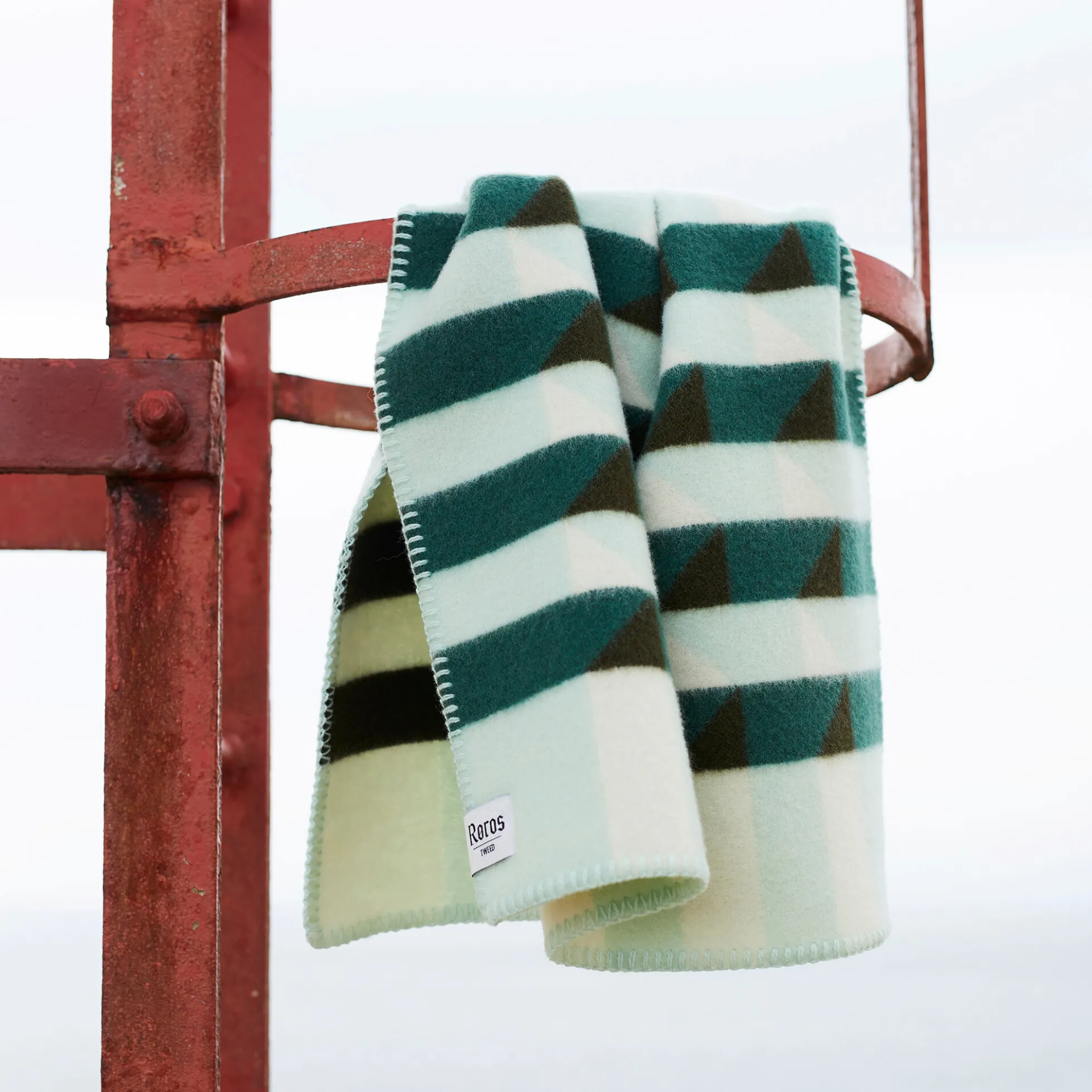 KVAM Baby Size Throw, green
