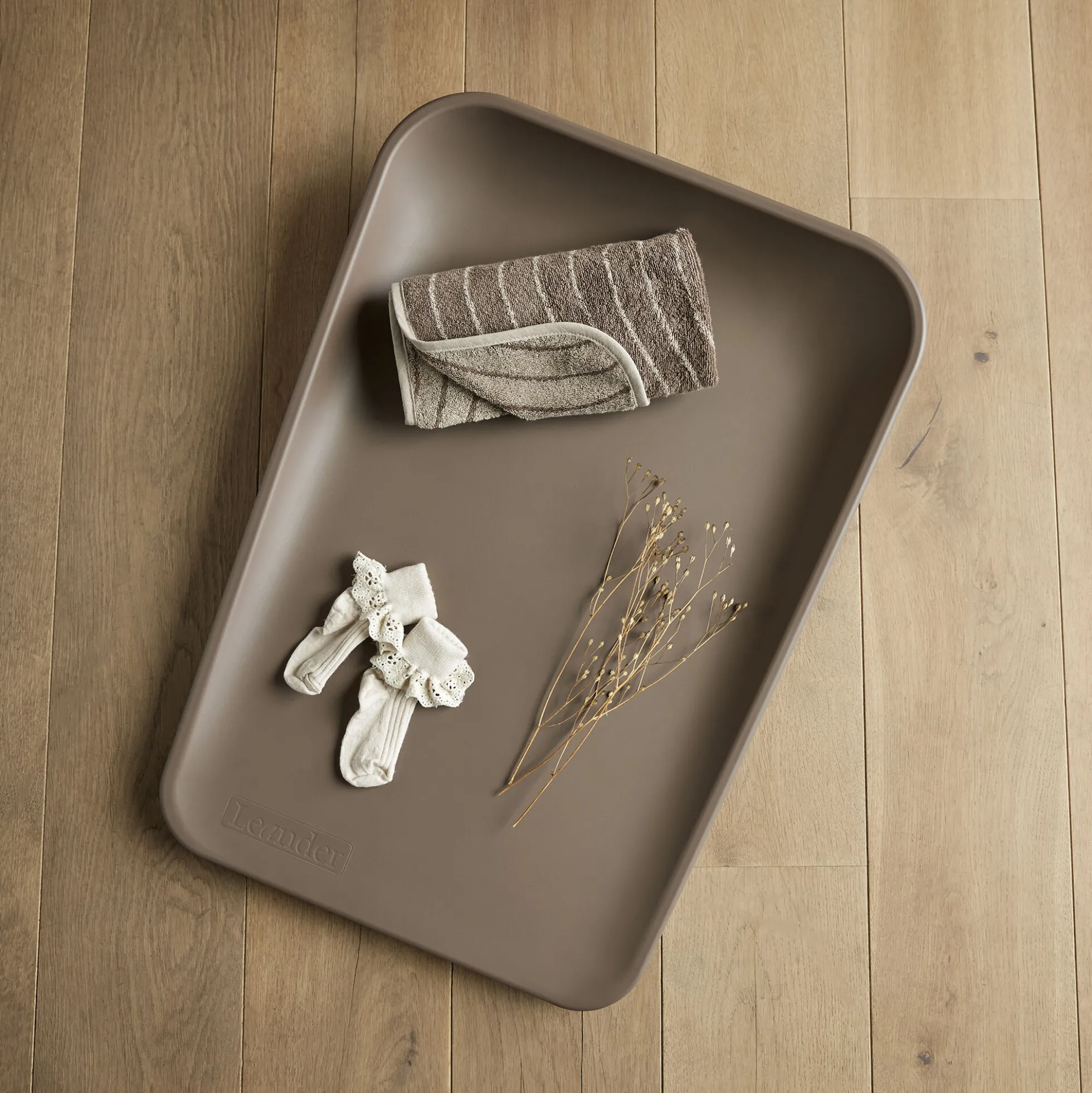 Leander Woodland Topper til puslepude, mocca