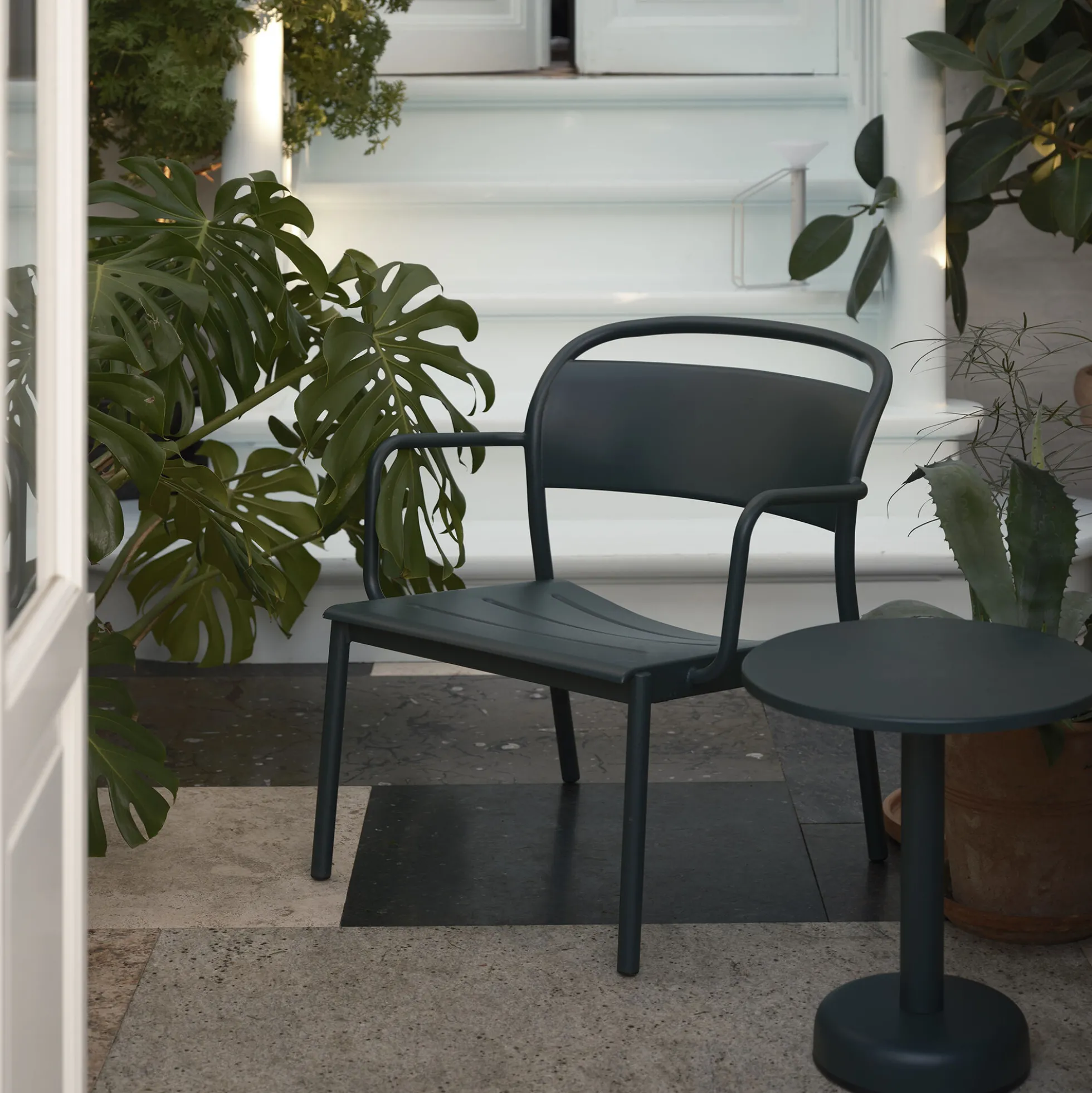 Linear Steel Lounge Armchair, dark green