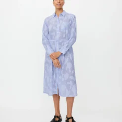 MaNivalina, placid blue