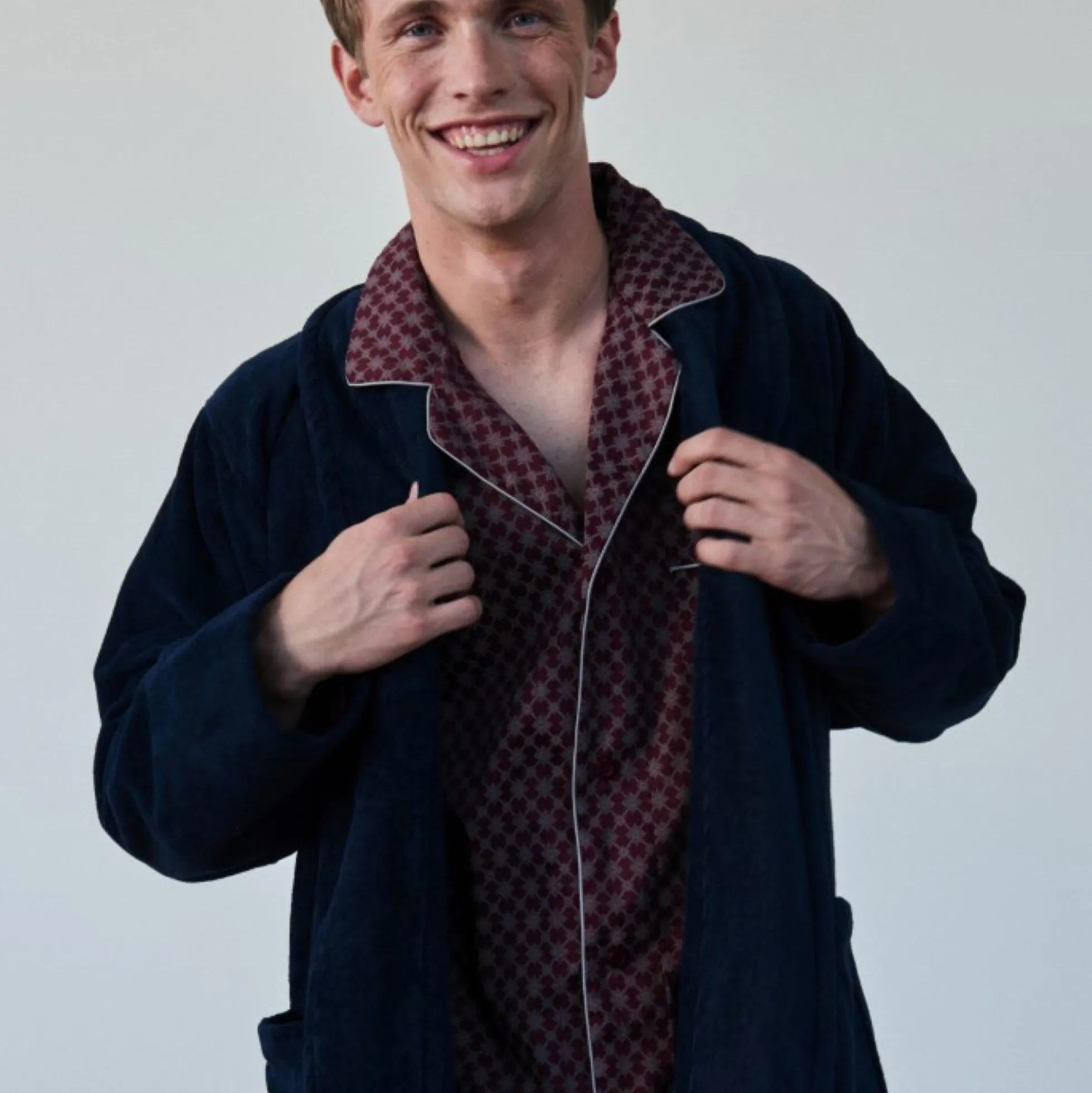 Megeve Pyjamas, bordeaux off white print/grey piping