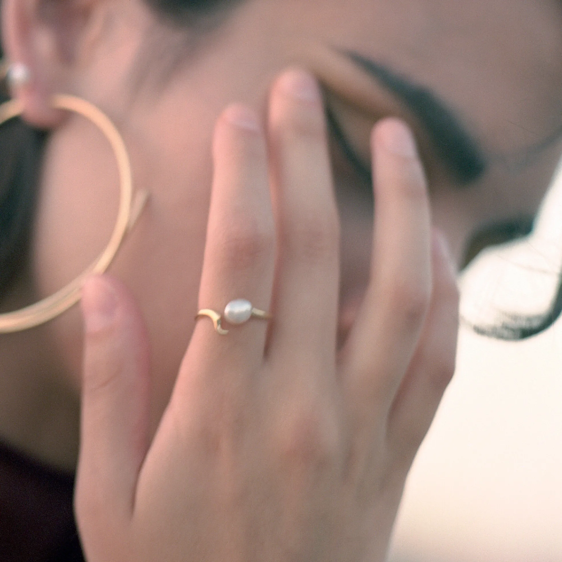 Moonshine Ring, gold