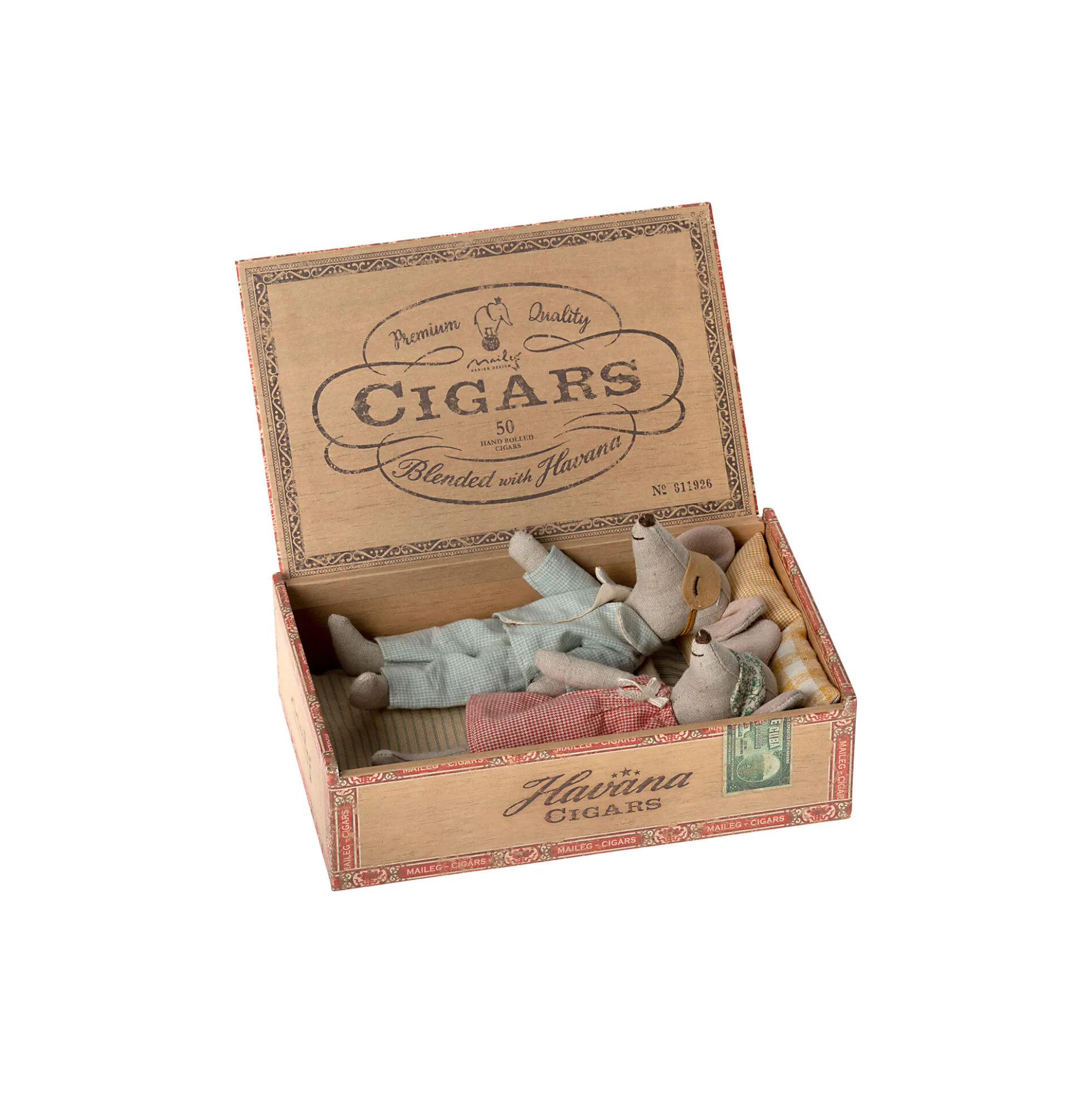 Mor og far mus i cigaræske
