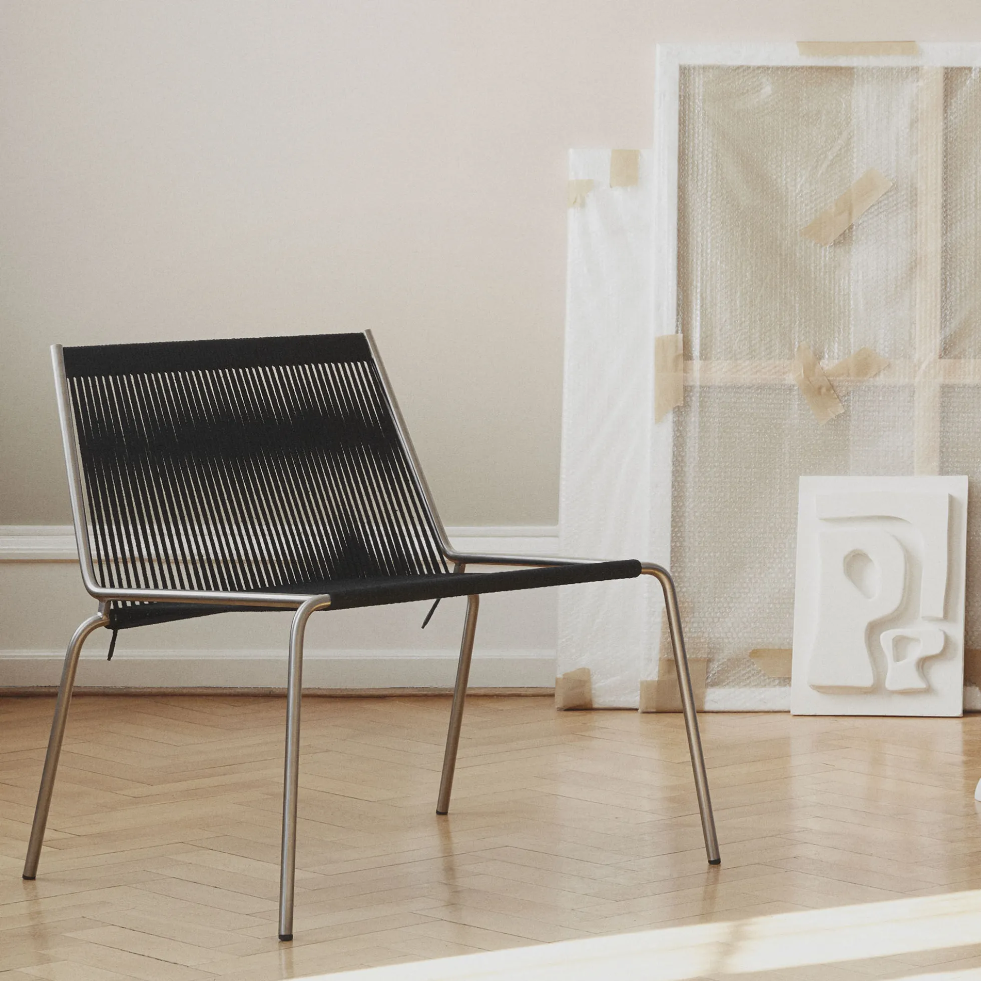 Noel Lounge Chair, steel/black
