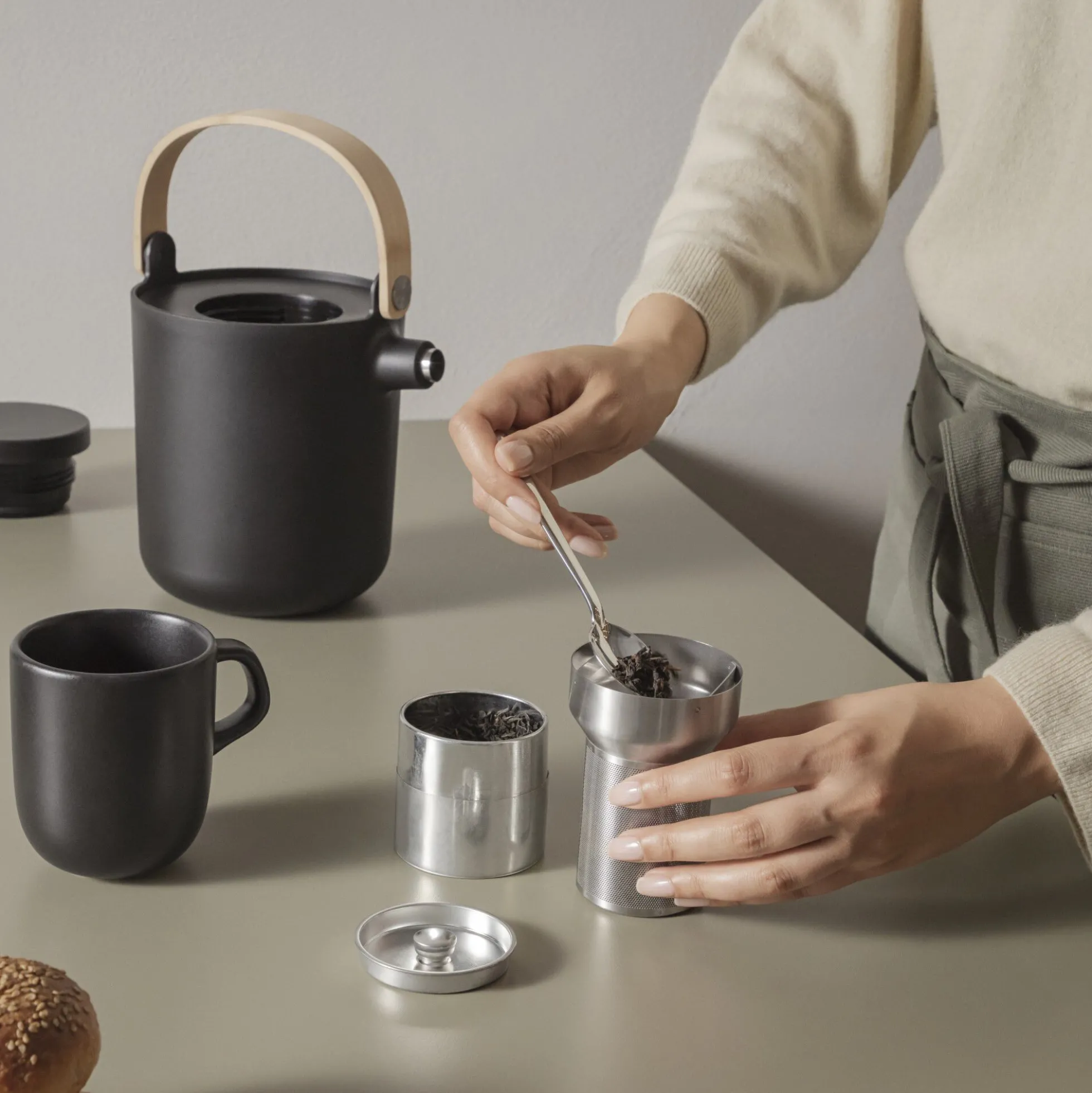 Nordic Kitchen te-termokande, black