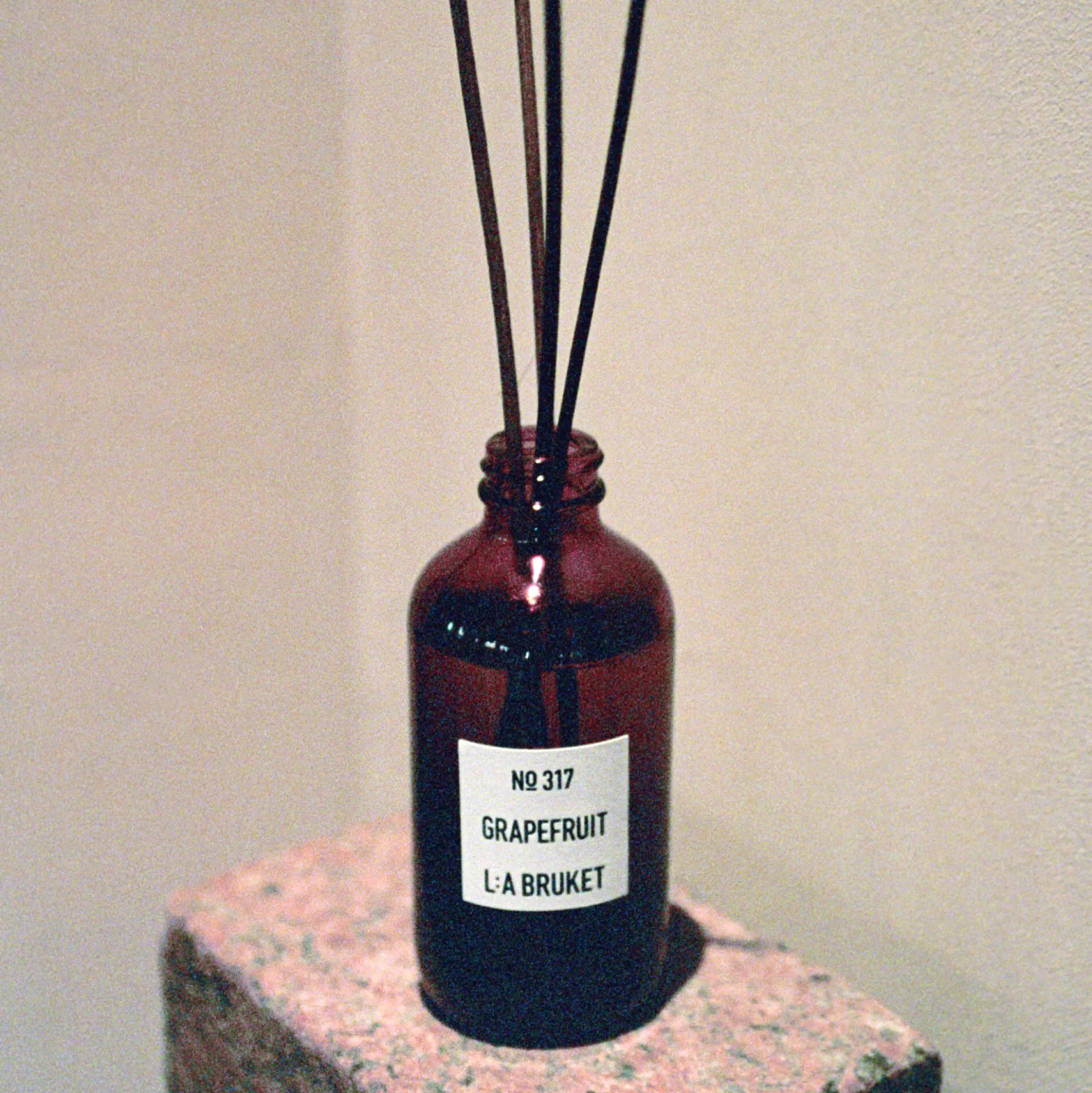 No. 317 Room Diffuser, grapefruit