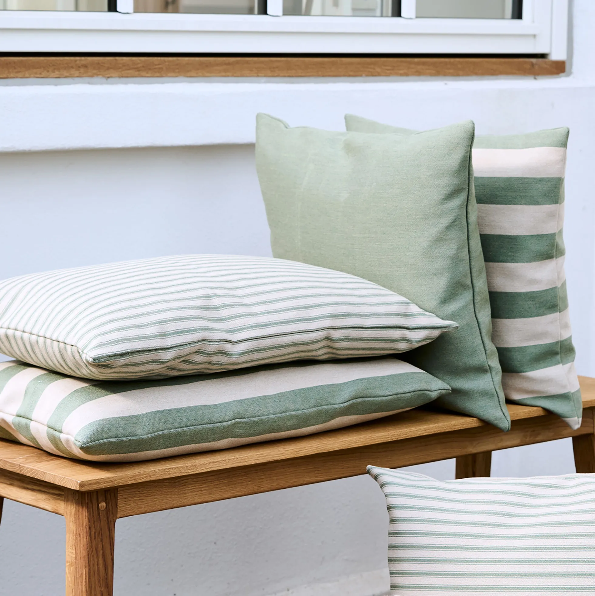 Outdoor Stripe pude, green