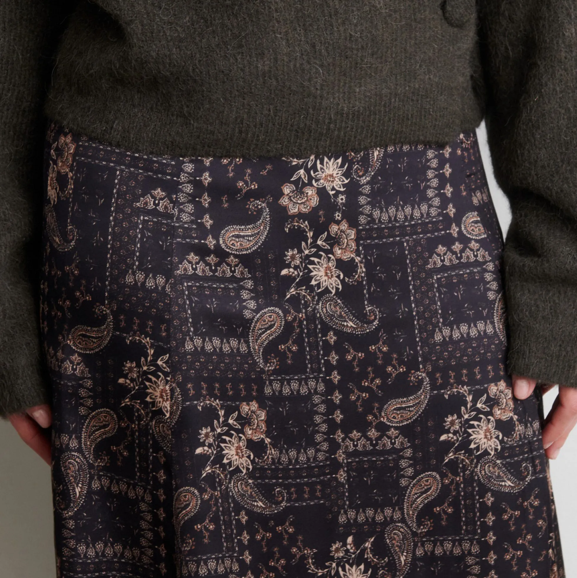 Paisley Skirt, black