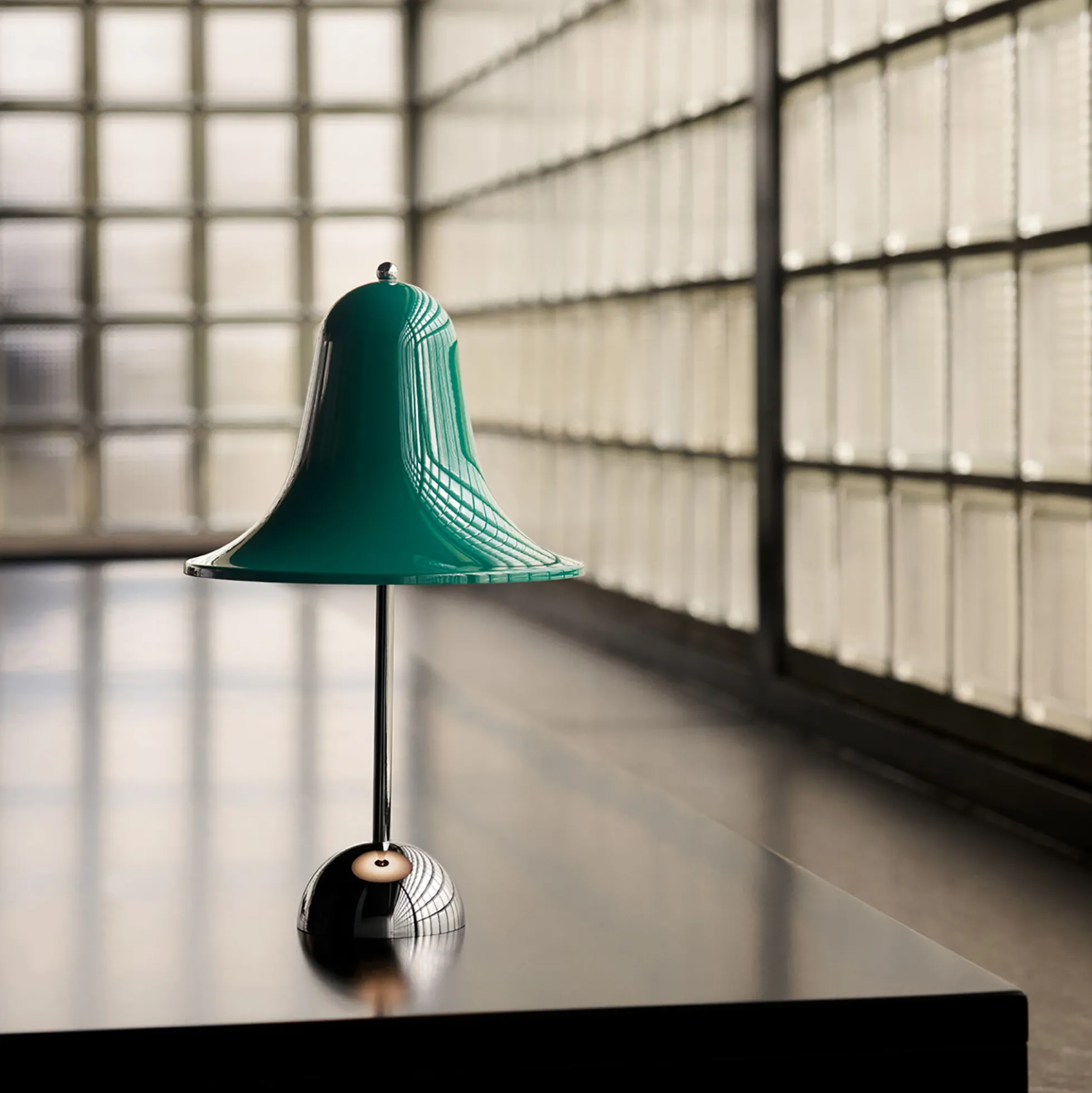 Pantop Portable bordlampe, dark teal