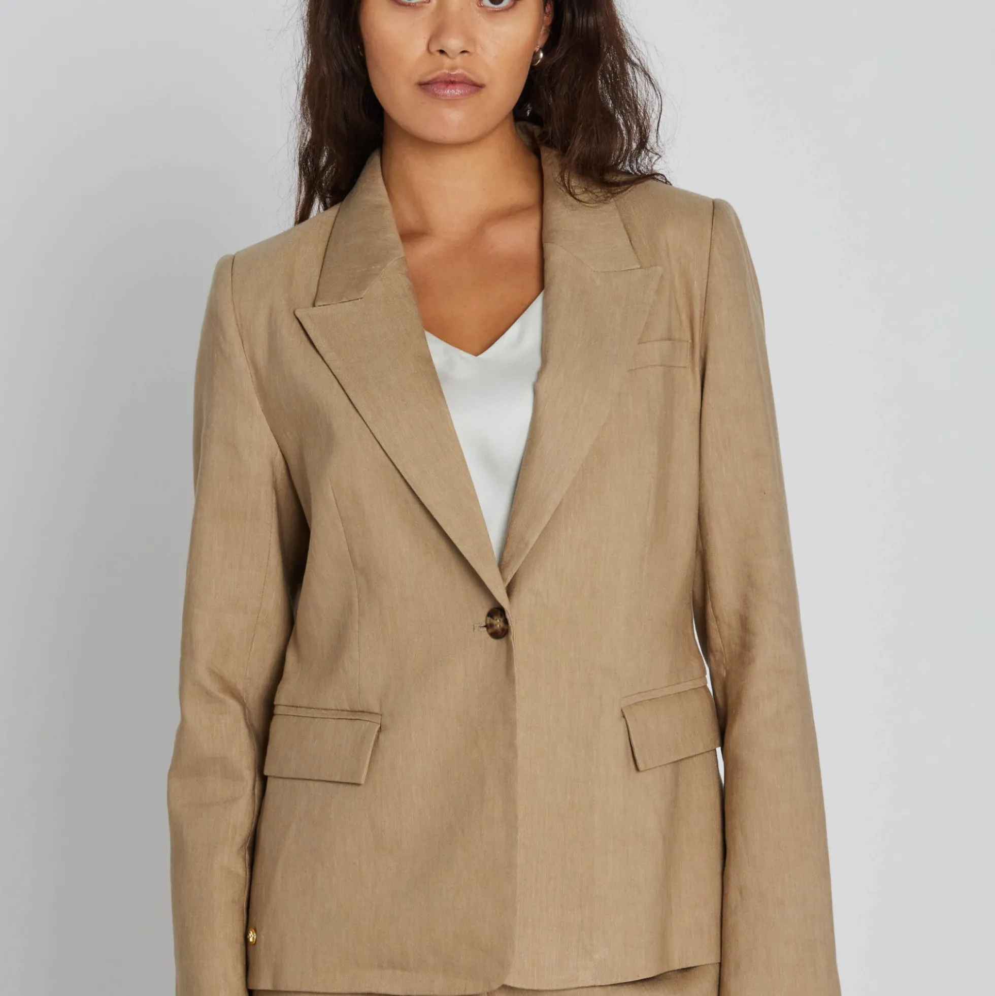 4110PBOBani blazer, light-sand