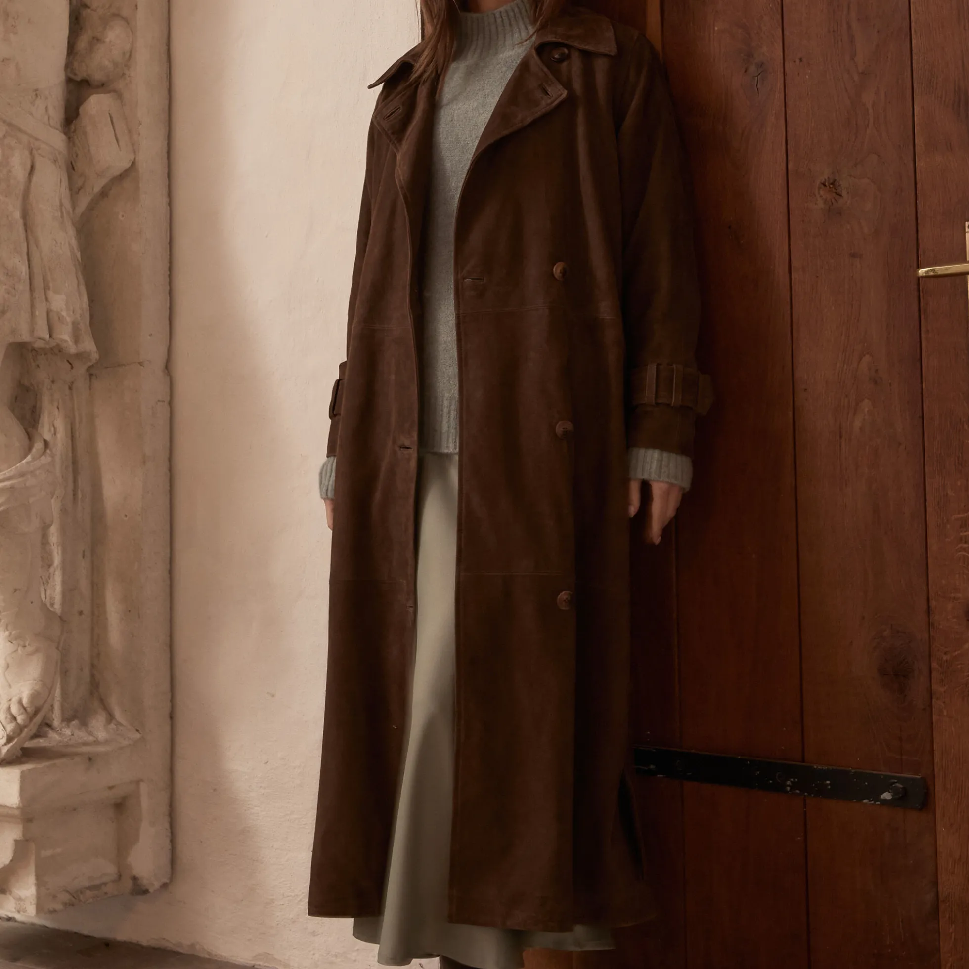 2847PBOElva suede long trench coat, smoke