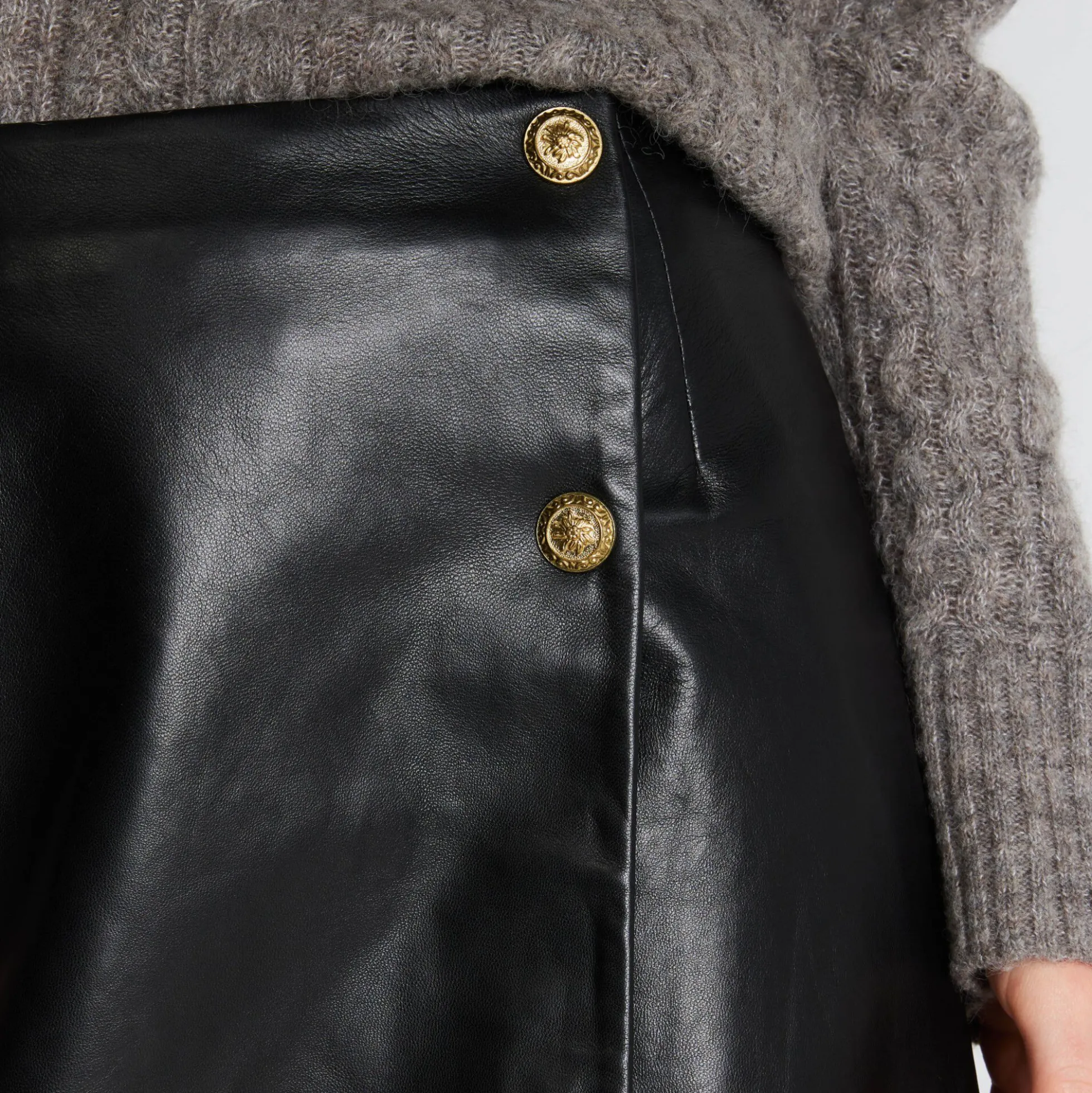 1034PBOKomi leather skirt, black
