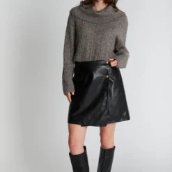 1034PBOKomi leather skirt, black