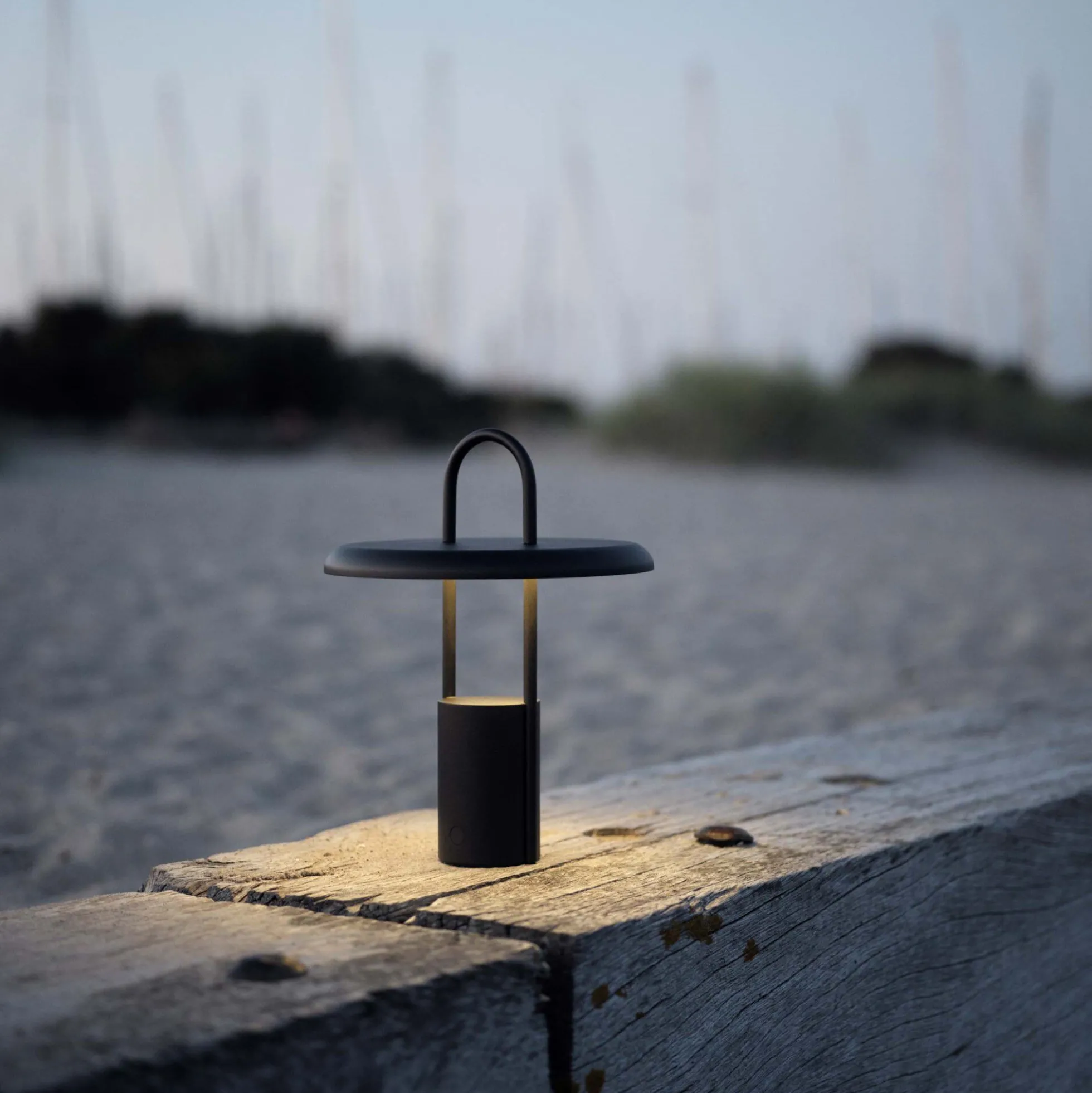 Pier portable LED lampe, black