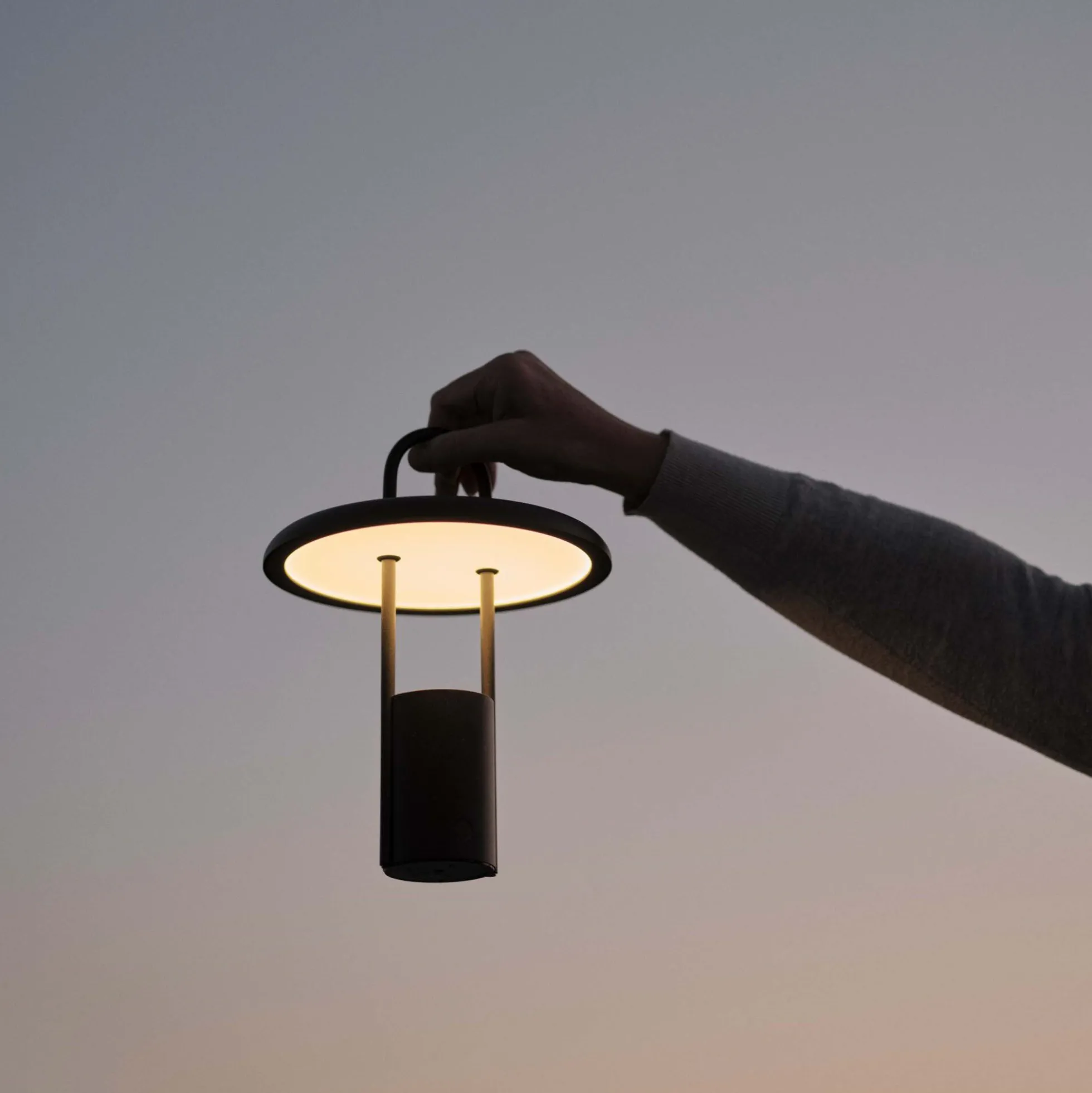 Pier portable LED lampe, black