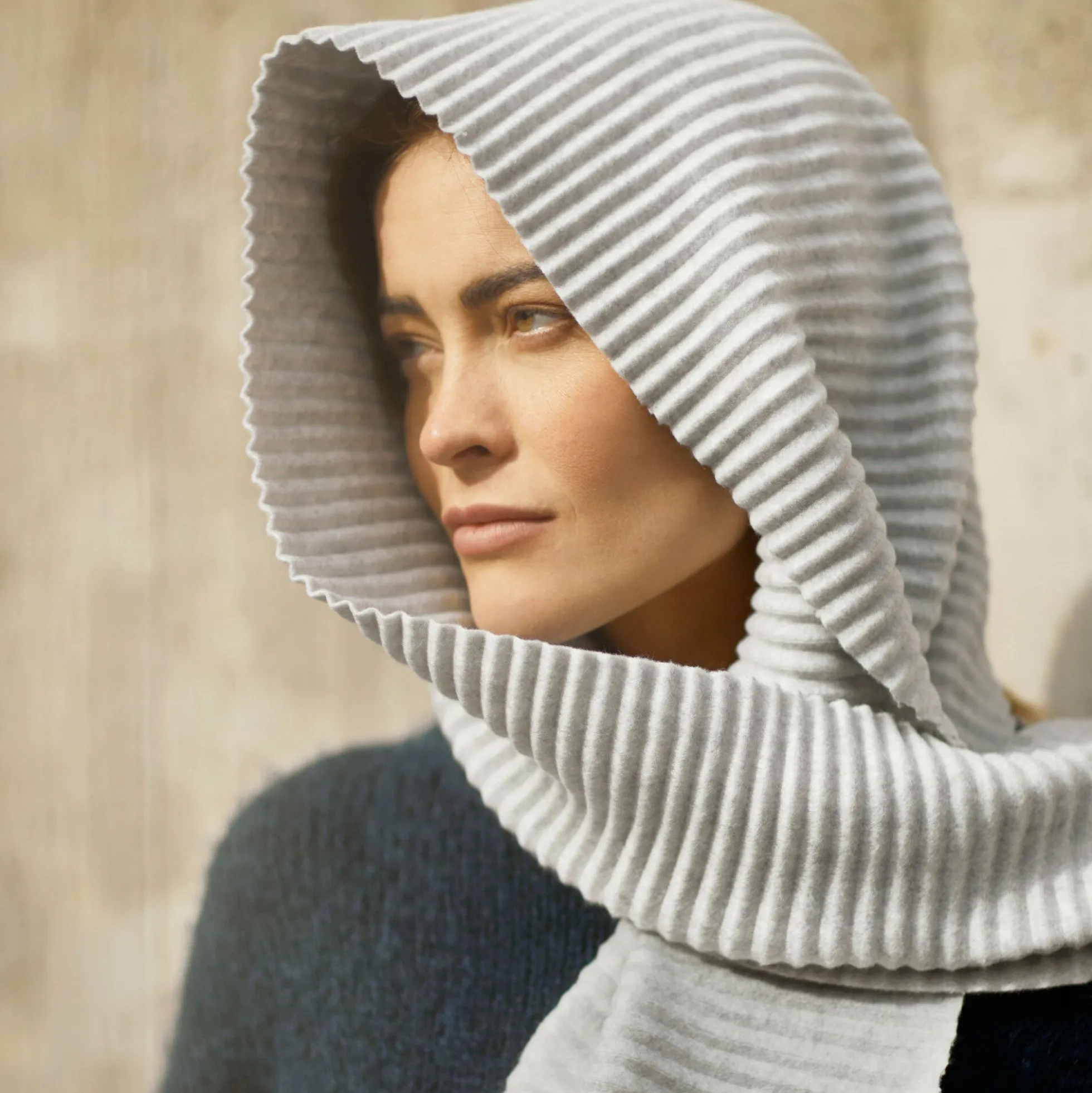 Pleece Long Scarf, light grey