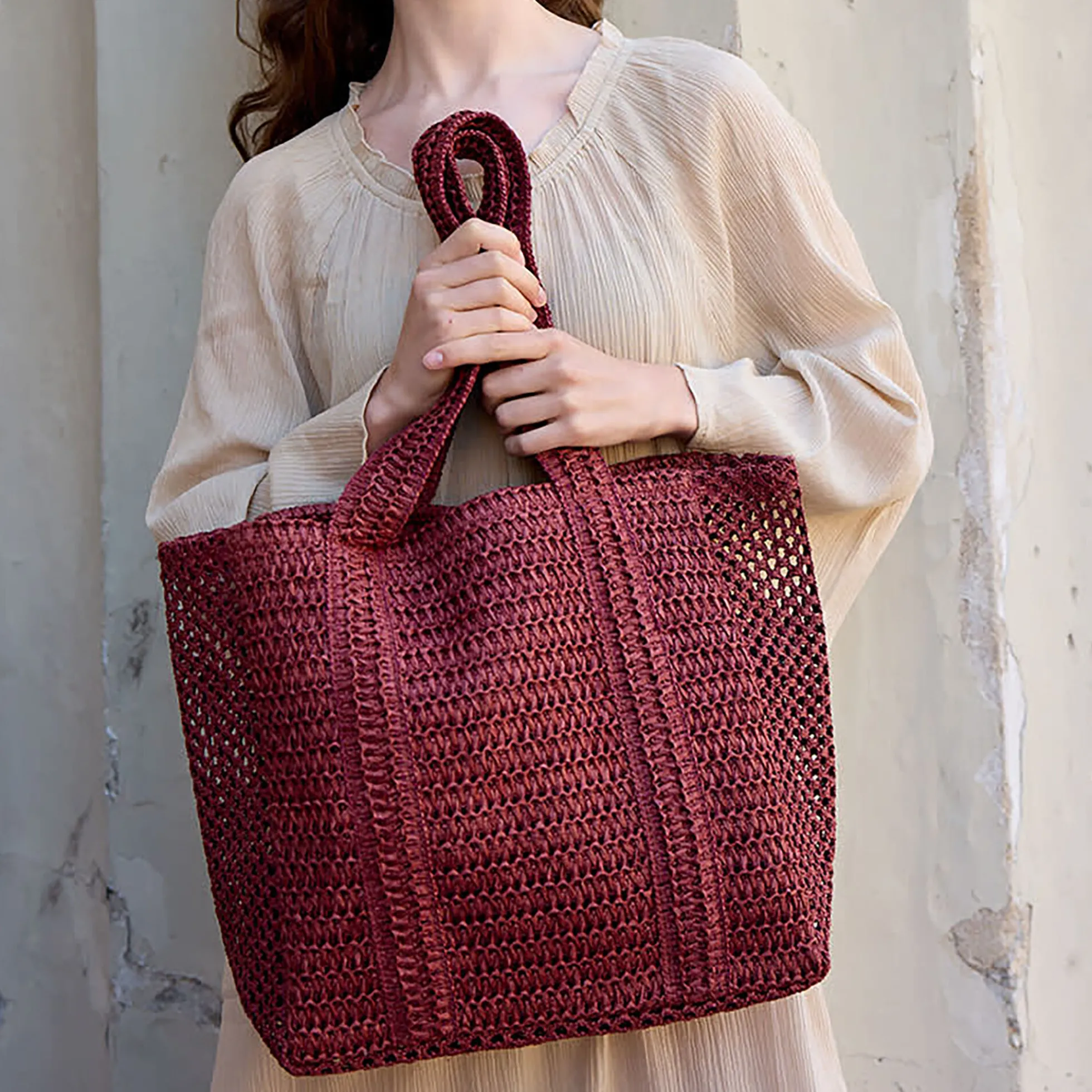 RAFFIA Tote Bag, bordeaux