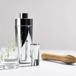 Rocks shaker