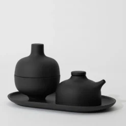 Sand Secrets Soy Pot, black clay