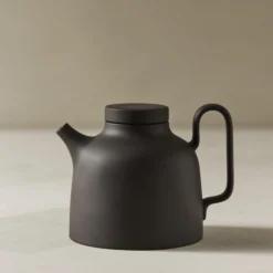 Sand Secrets Tea Pot, black clay