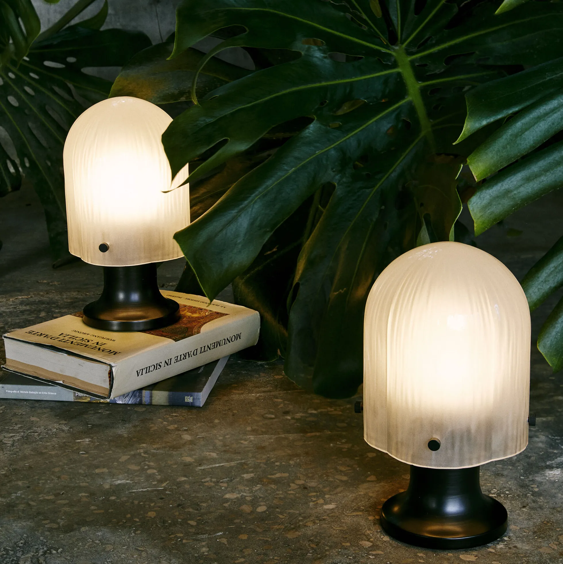 Seine Portable Lamp, white