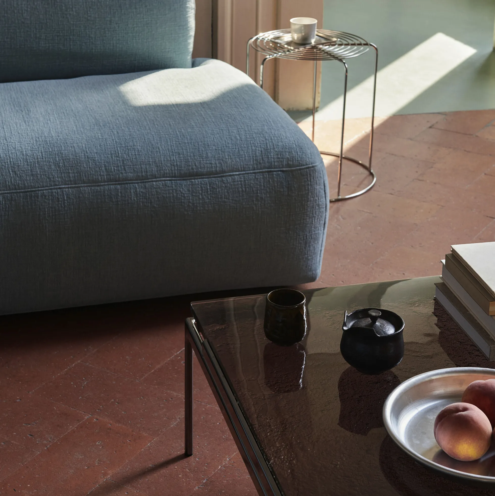 Sett LN13 Coffee Table, smoked glass/dark chrome